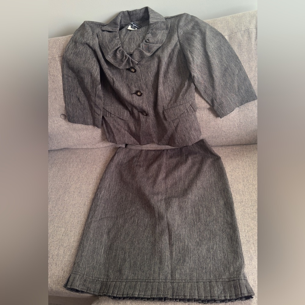 Gray Two-Piece Skirt Suit